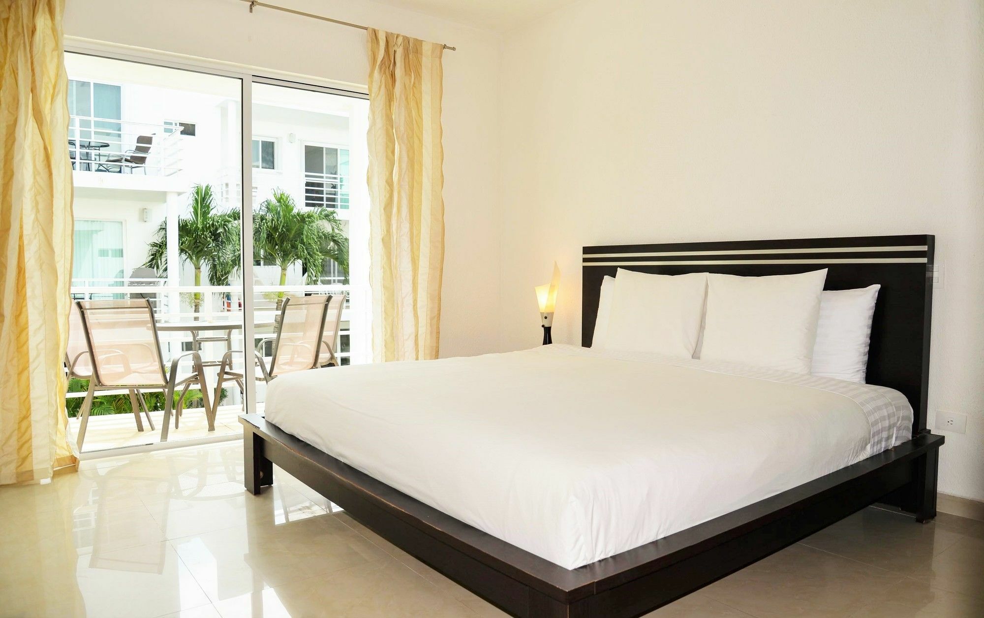 Pelicanos 203 By Vimex 3* Playa del Carmen